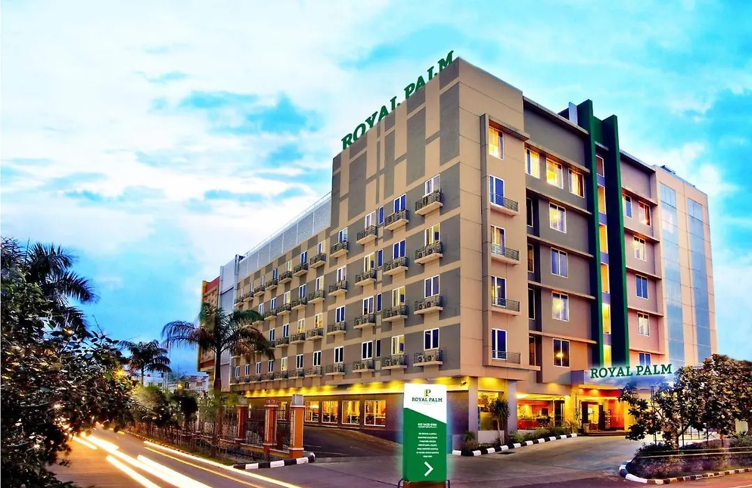 Royal Palm Hotel & Conference Center Cengkareng-1